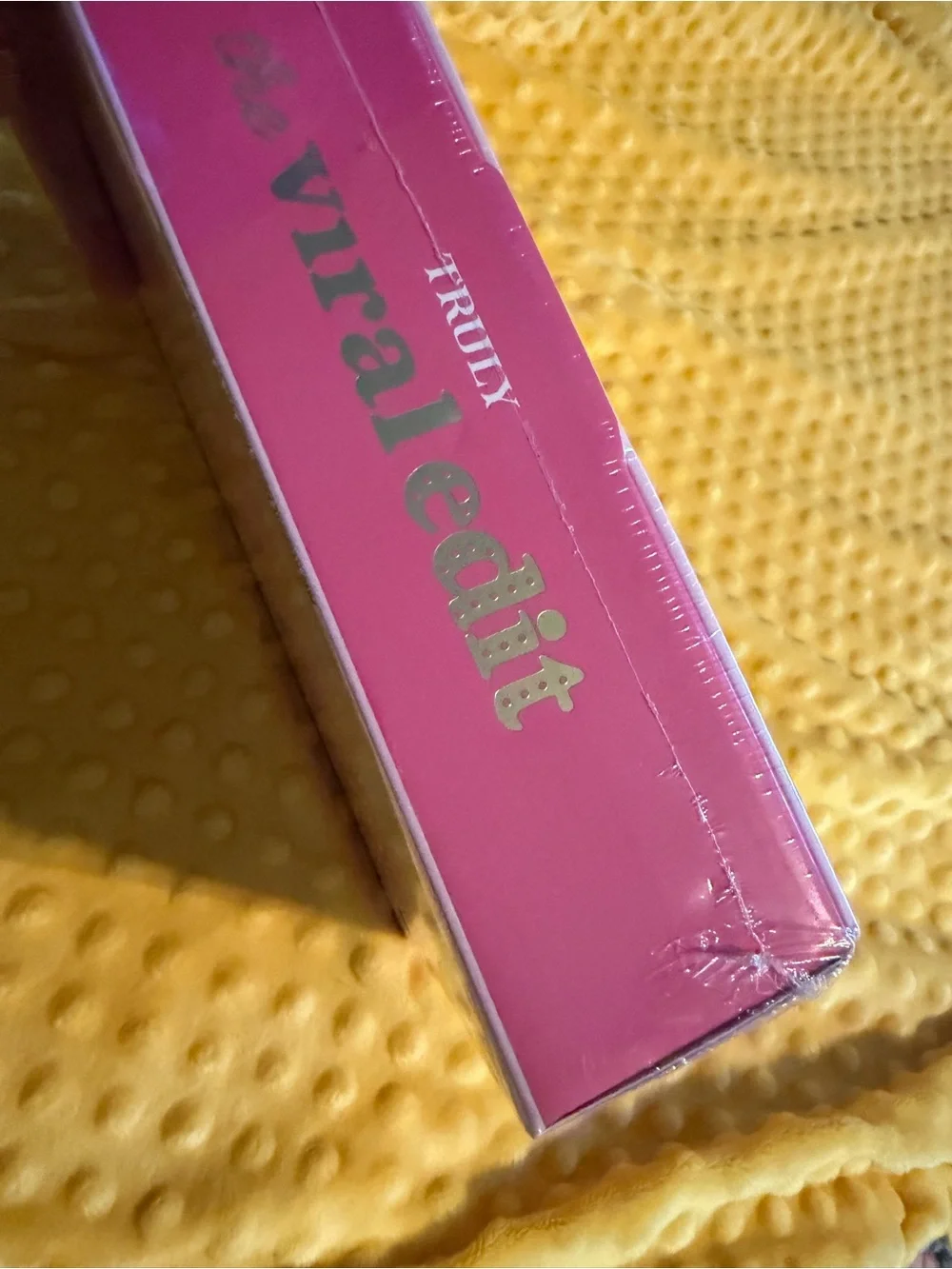 TRULY Pink Viral Edit Set-Sealed